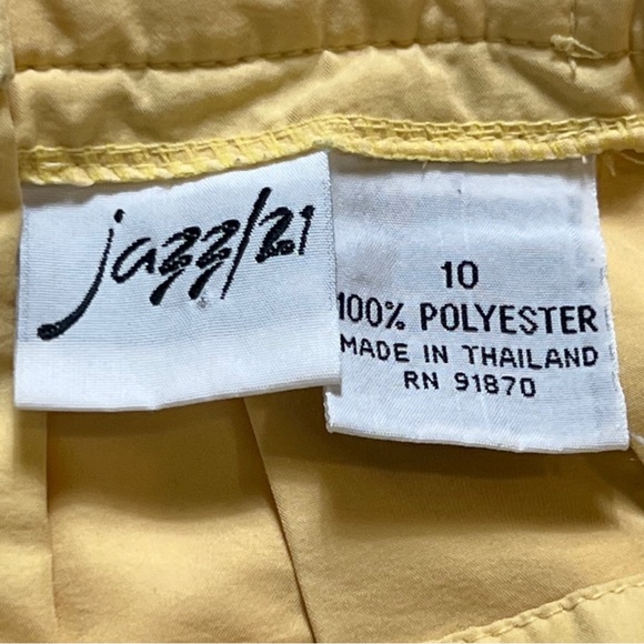 Jazz/21 Yellow Tennis Skirt - Picture 3 of 4